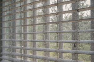 Clean office blinds after professional cleaning service